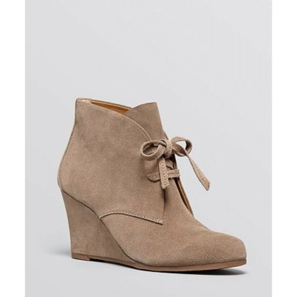 NWOB Dolce Vita Pellie Suede Wedge Booties Boots 6.5 - Picture 1 of 7